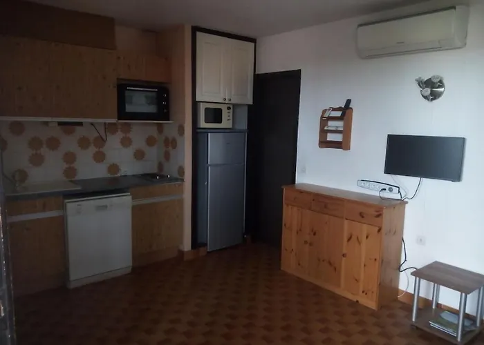 6 Couchages, 100m Plage, Parking, Clim, Lave Linge, Lave Vaisselle..... Daire *