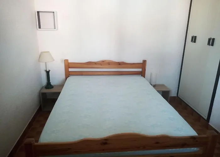 6 Couchages, 100m Plage, Parking, Clim, Lave Linge, Lave Vaisselle..... شقة